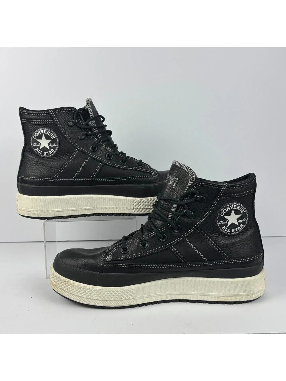 Converse Chuck Taylor Mens 9.5 Black Leather AS 3M Thinsulate Waterproof Shoes